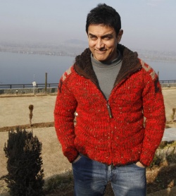 Bollywood should shoot films in Kashmir: Aamir Khan